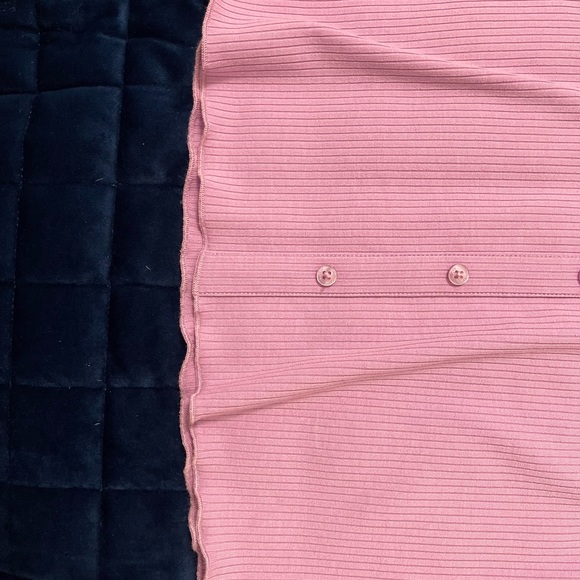 Lavendar, LAUNDRY shirt from Nordstrom rack, very soft, stylish, and very soft - Picture 4 of 4